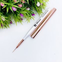 Bloom Кисть для маникюра Страйпер, 8мм