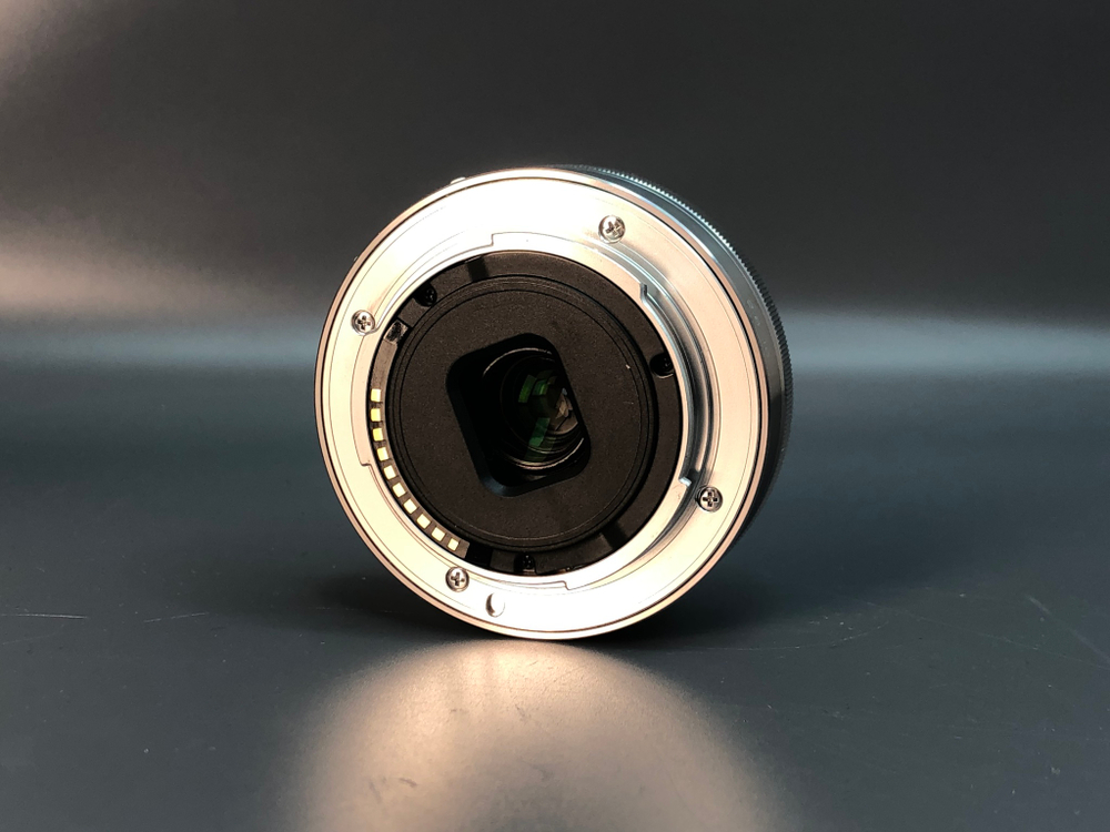 Sony 16mm f/2.8 E