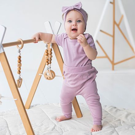 Ползунки с открытой ножкой и рюшей "Вереск" 0+