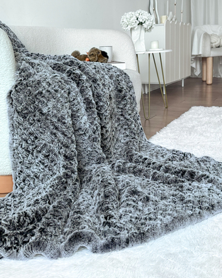 Вязаный плед из натурального меха рекс 240*220 см (серый сноутоп, окрас меха в два тона)