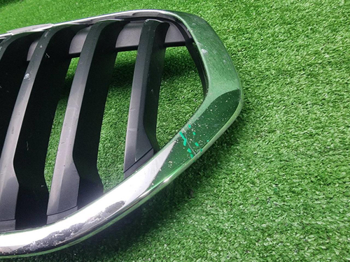 Решетка радиатора BMW X1 F48 (2019-2022)