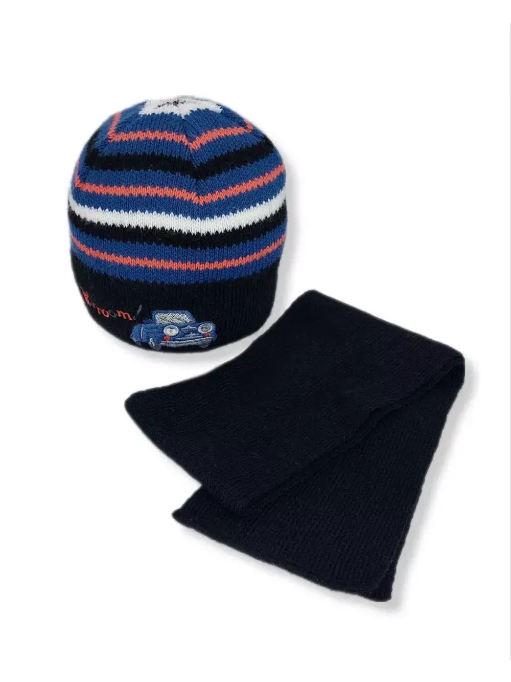 Детская шапка с шарфом для мальчика на весну и осень.