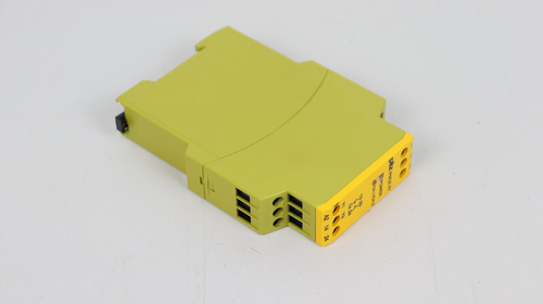 Pilz PN0Z 24VACDC 2N/0