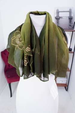 Шарф с пайетками