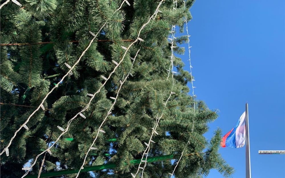 Уличная елка ствольная "Альпийская сосна" (леска) 17 м