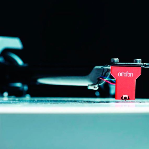 Pro-Ject X2 B Quintet Red Piano Black
