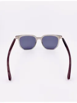 Очки солнцезащитные