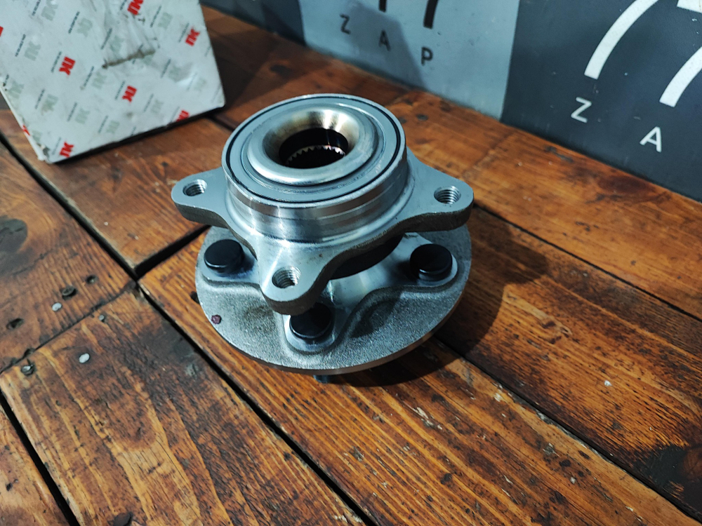 Ступица колеса Discovery 3 4, Range Rover Sport 1 Новая 754009