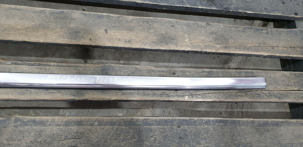 Молдинг двери передней правой Mercedes S (W222) 13-20 Б/У Оригинал A2226900680