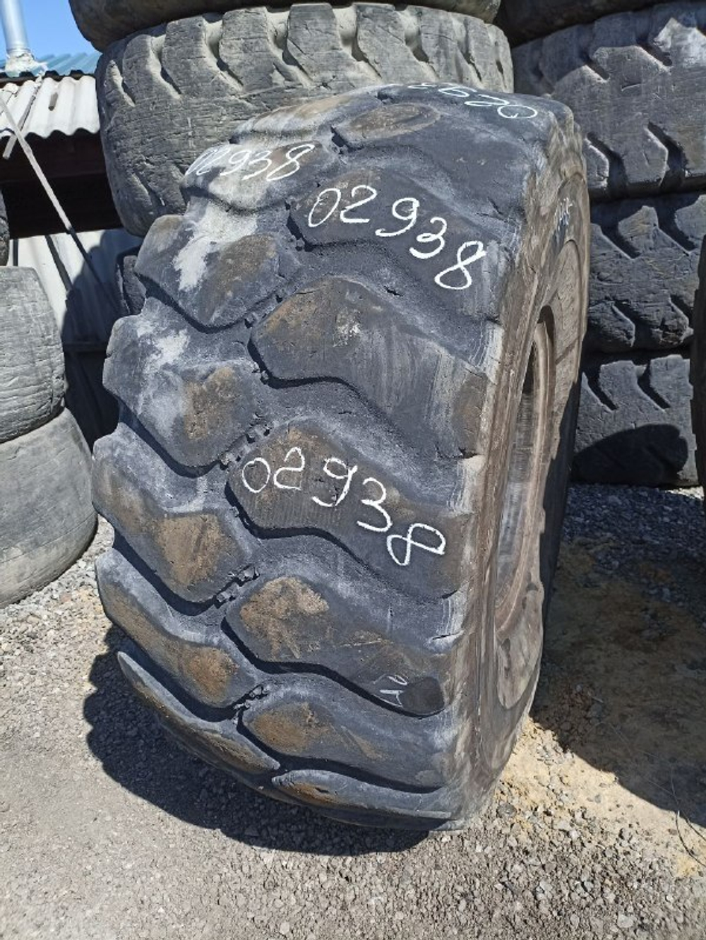 26.5R25 Bridgestone VSNT шина б/у