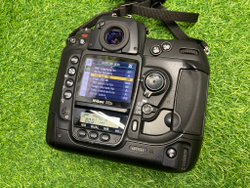 Nikon D2X 193.000 кадров