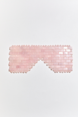 Маска из розового кварца