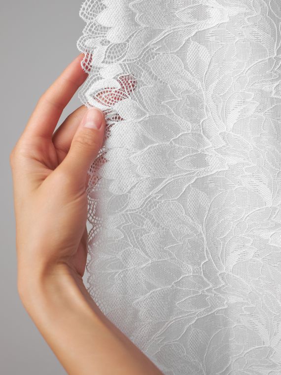 03-77 ОПТ Кружево эластичное 24 см, белый 001