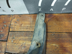 Брызговик передний правый Toyota  Corolla (E120) 00-07 Б/У Оригинал 7662102110