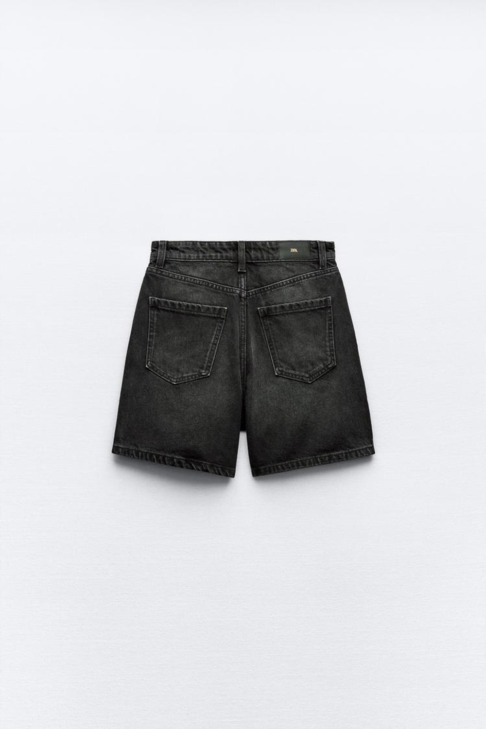Short mom negro 2025