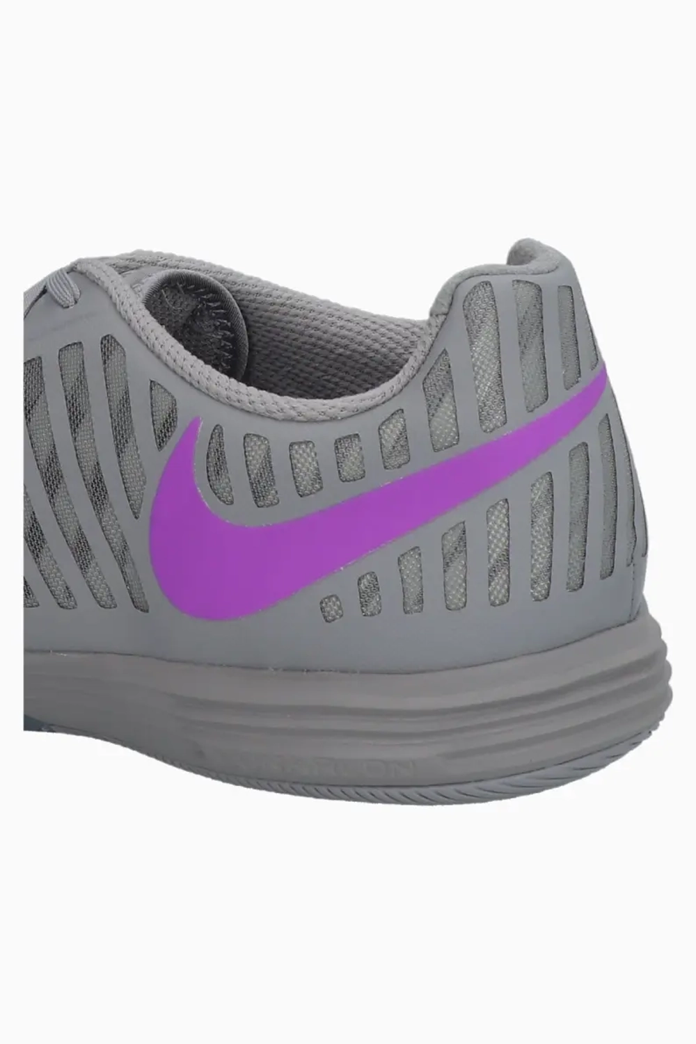 Nike hyperfuse 212 deals