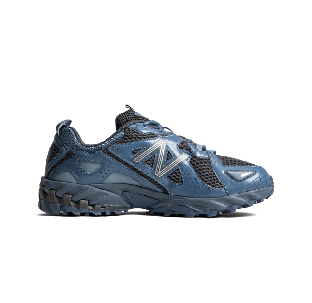 New balance 610v5 2e top