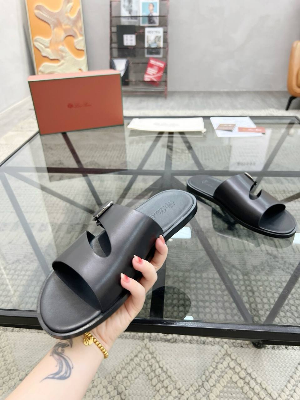 Шлепанцы Loro Piana