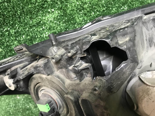 Фара левая Nissan X-Trail T32 17-22 галоген