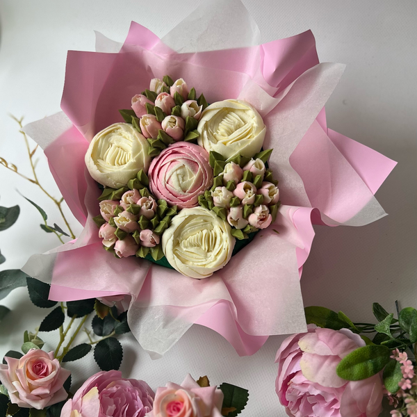 Букет из 7 капкейков «Летняя классика» — съедобный букет в Москве | Цветочный Кондитер