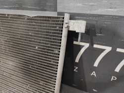 Радиатор кондиционера Mercedes C-Class (W205)  Б/У Оригинал A0995000454