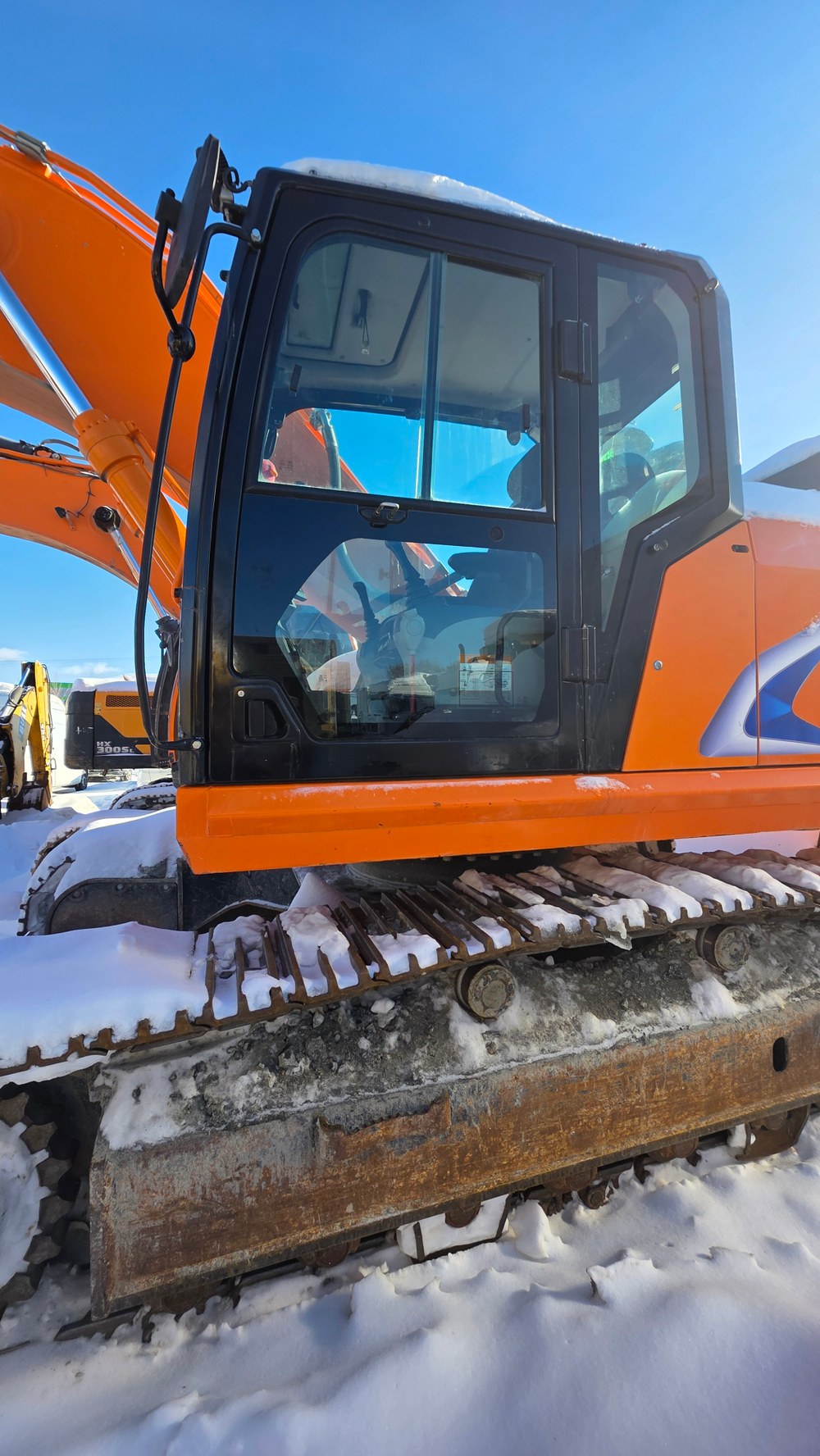 Lonking CDM6336 Экскаватор CDM6336 (Дизельный, 7,8 л, 288 л.с., МТ)