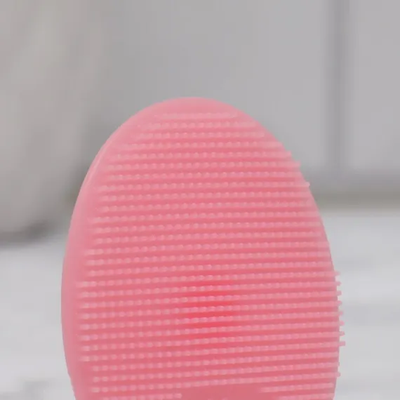 Щётка для умывания «Овал» на присоске, 6,3 см, цвет МИКС