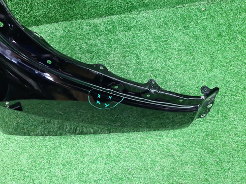 Крыло переднее правое Land Cruiser 300 (21-нв)