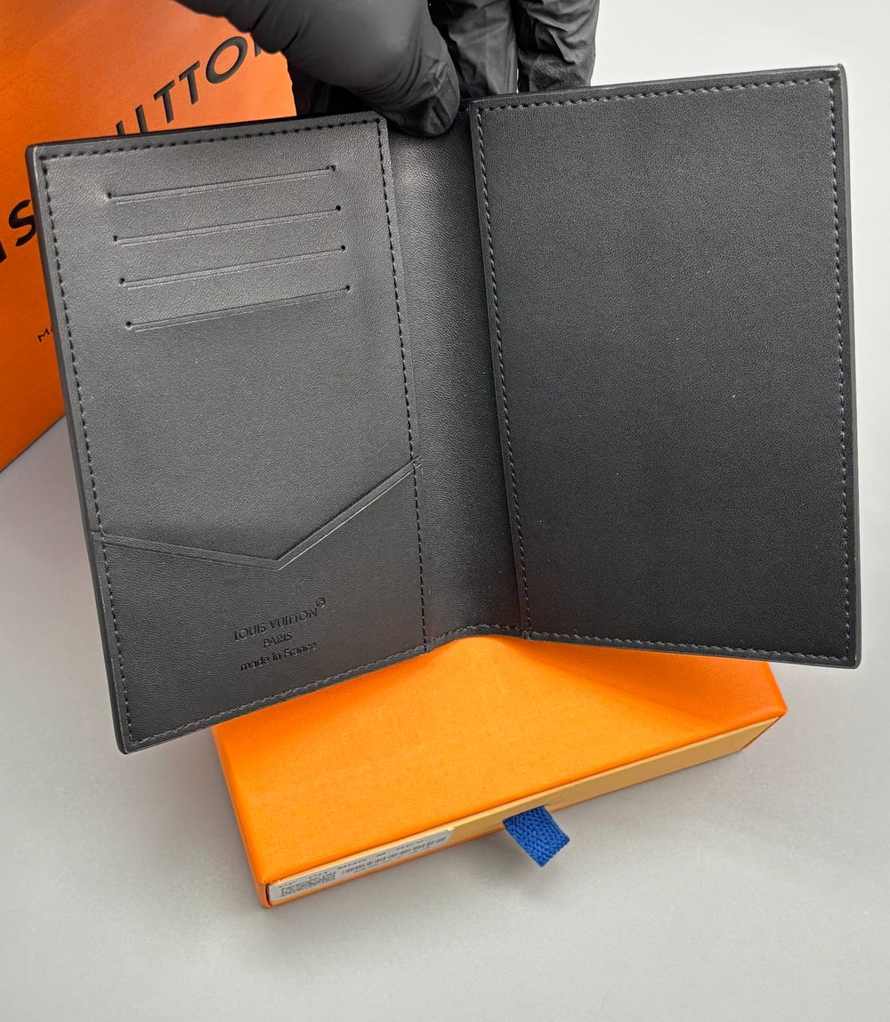 Обложка для паспорта Louis Vuitton