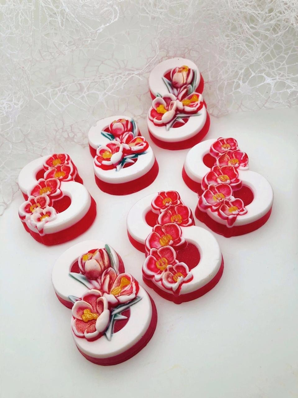 «Цветочная восьмерка» мыло ручной работы