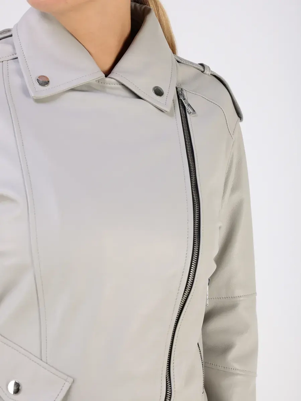 Кожаная куртка демисезонная косуха оверсайз