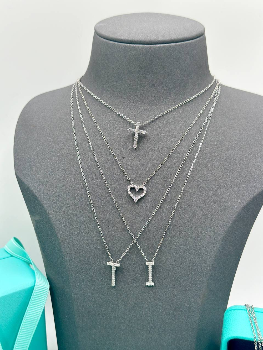 Кулон Tiffany & Co. крест