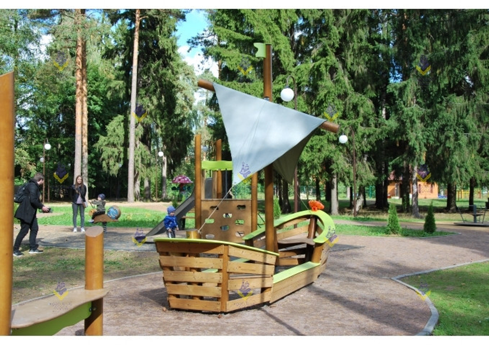 Игровой дворик Лодка