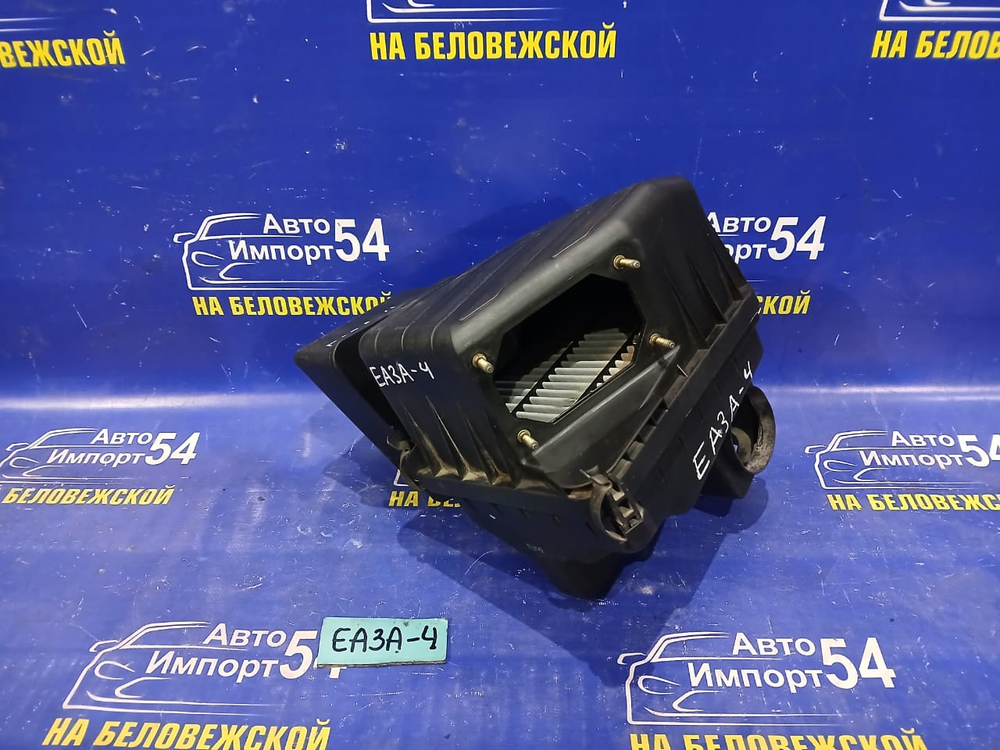 Корпус воздушного фильтра MITSUBISHI GALANT 1999