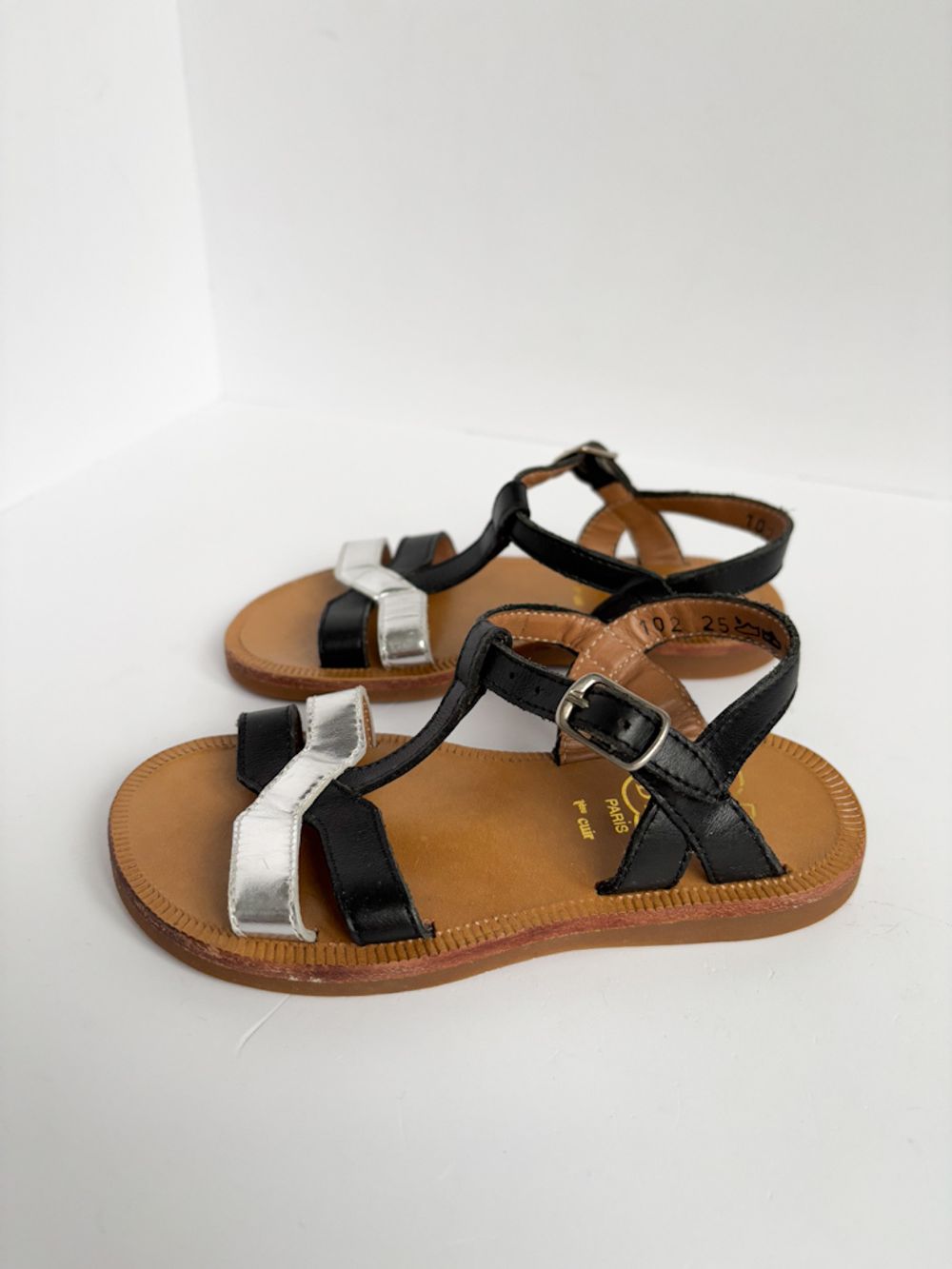 Кожаные босоножки Pom D'Api, 24