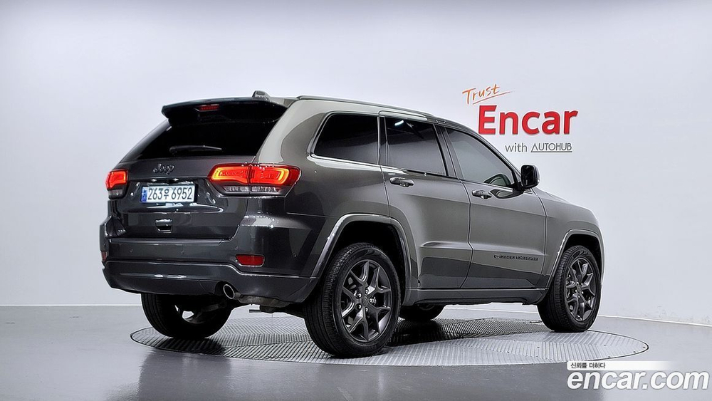 Jeep Grand Cherokee 3.6 80주년 Editions (06.2021)