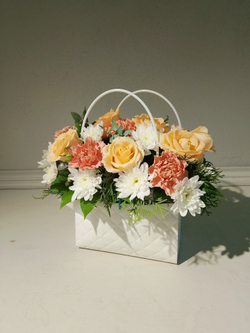 Яркая композиция с орхидеей Дендробиум (КС0002)