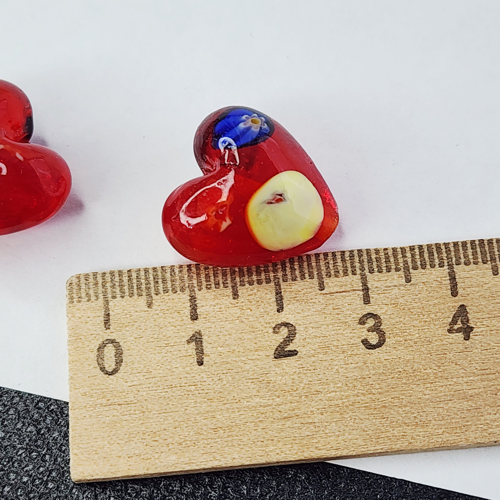 Бусины сердце, стекло, лэмпворк, миллефиори, р-р 20мм, штучно