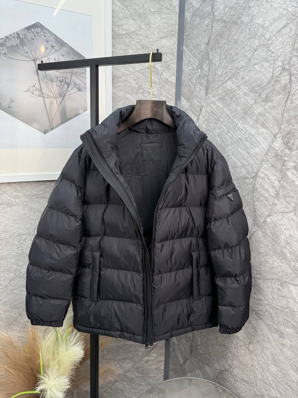 Пуховик Prada