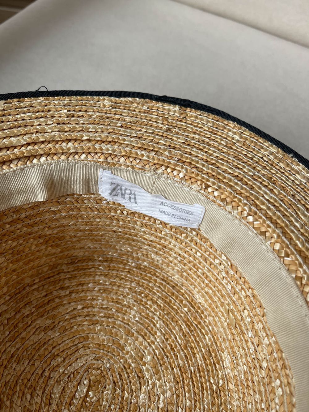 Шляпа соломенная Zara