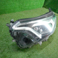 Фара левая Toyota Rav 4 CA40 (2015-2019) LED
