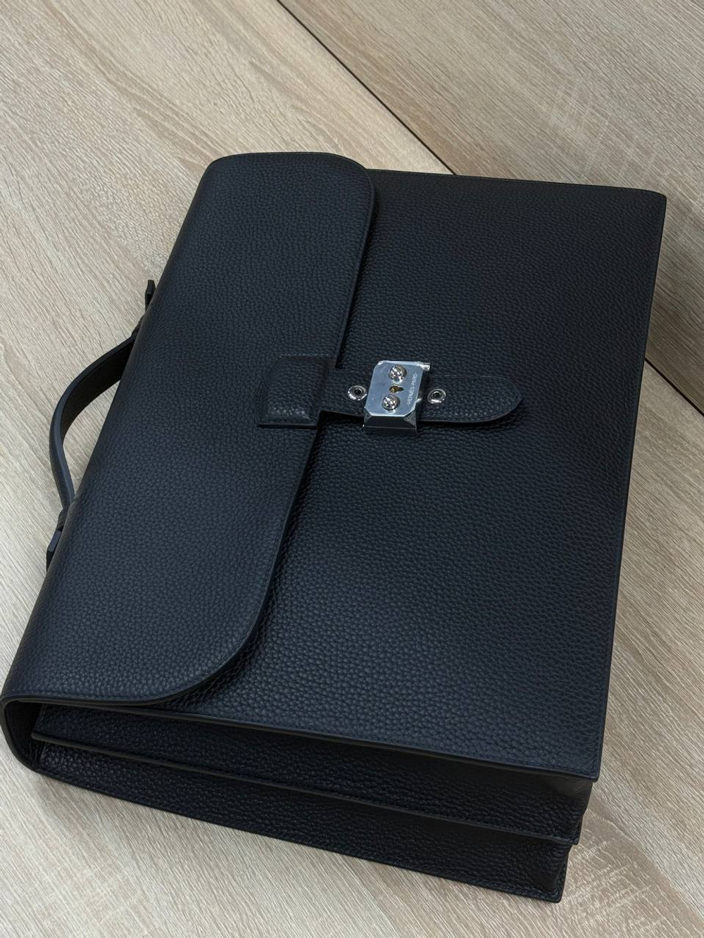 Портфель Hermes