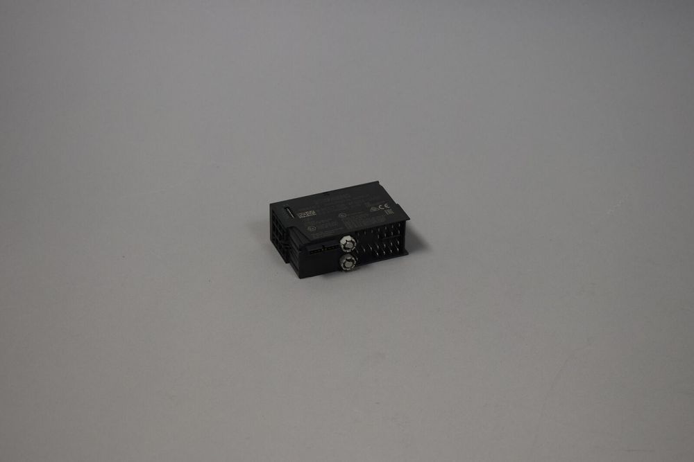 SIEMENS 6ES7138-4FB04-0AB0