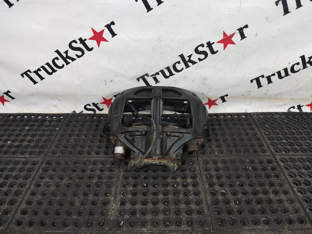 Суппорт передний левый 2023г.