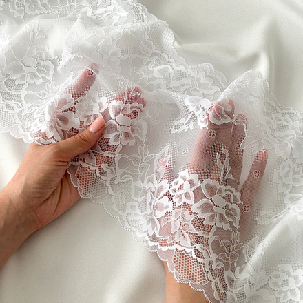 Кружево эластичное БЕЛЫЙ НЕЖНЫЙ ЦВЕТОК, 22 см
