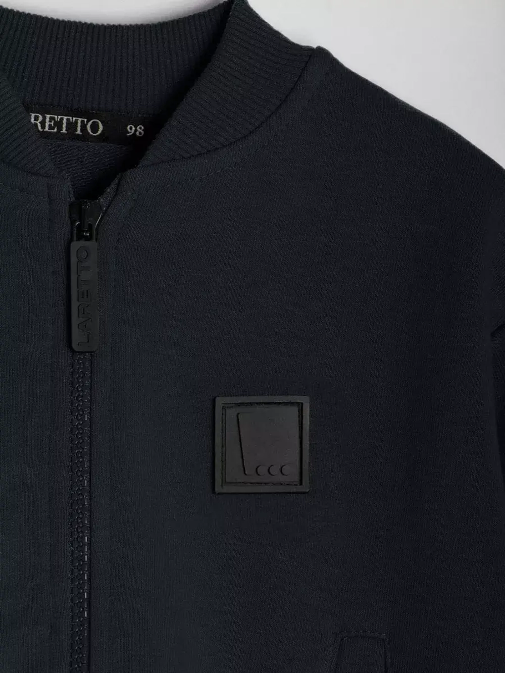 Черный спортивный костюм для мальчика в школу