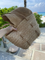 Панама вязаная из рафии