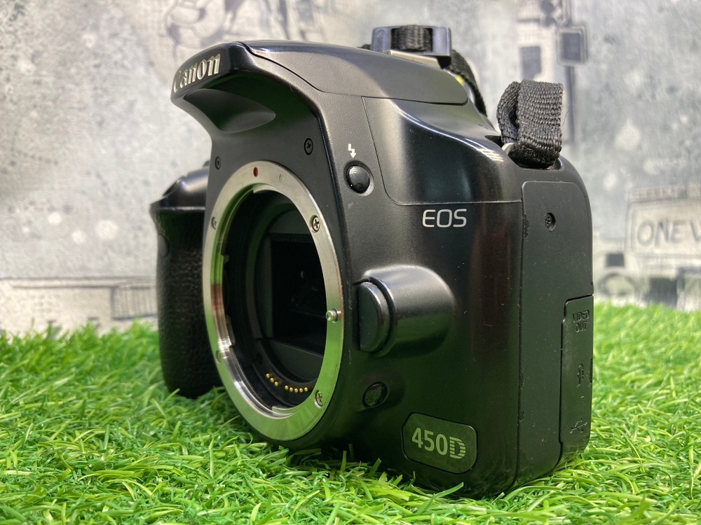 Canon EOS 450D Kit 18-55mm (26.000 кадров)