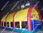 Коммерческий надувной батут "Веселый дом и звери в нём" с крышей 12*7*6 м
