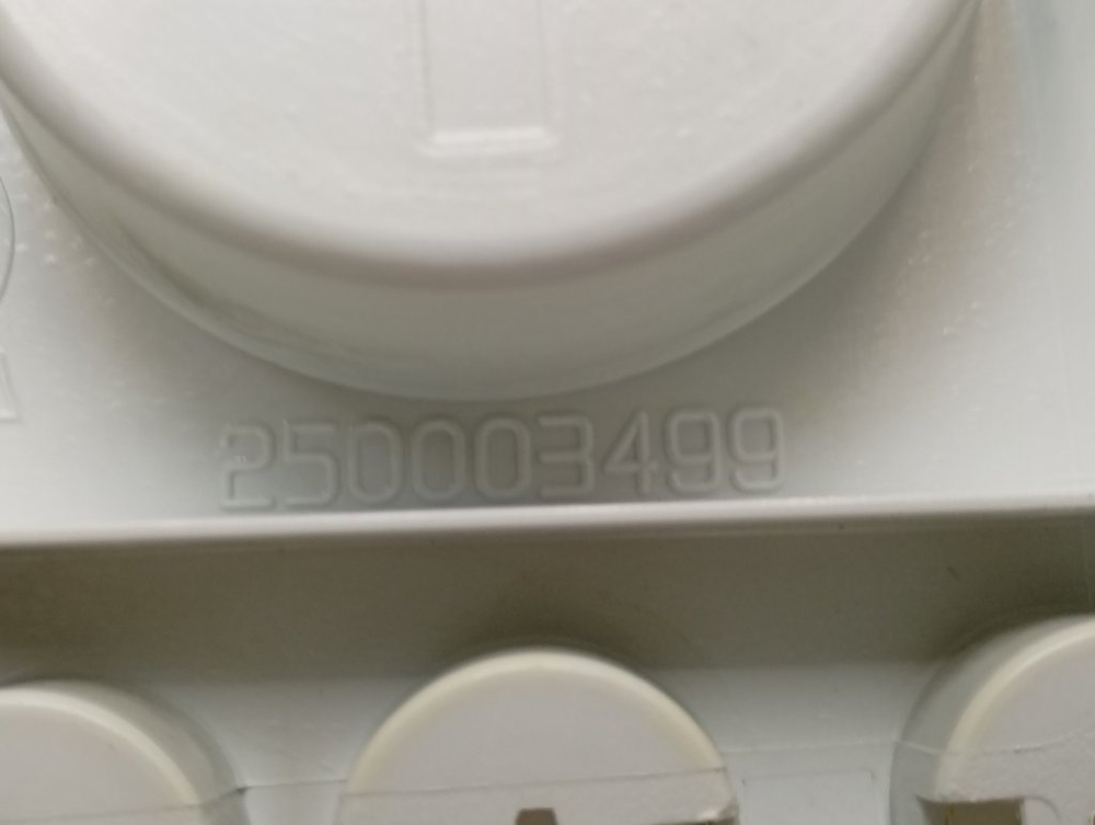 WISL103 кт63 Лицевая панель для стиральной машины Indesit 250003499 б/у